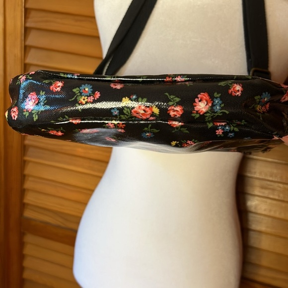 Cath Kidston Rose Garden Crossbody Bag - Picture 7 of 8